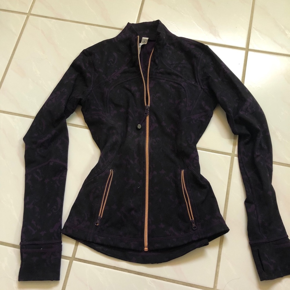 Lululemon define zip up jacket sz2 NEW